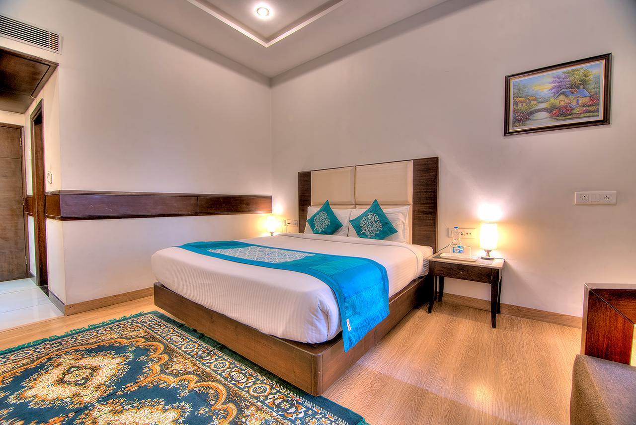 Vivo Hotels Jalandhar Ngoại thất bức ảnh